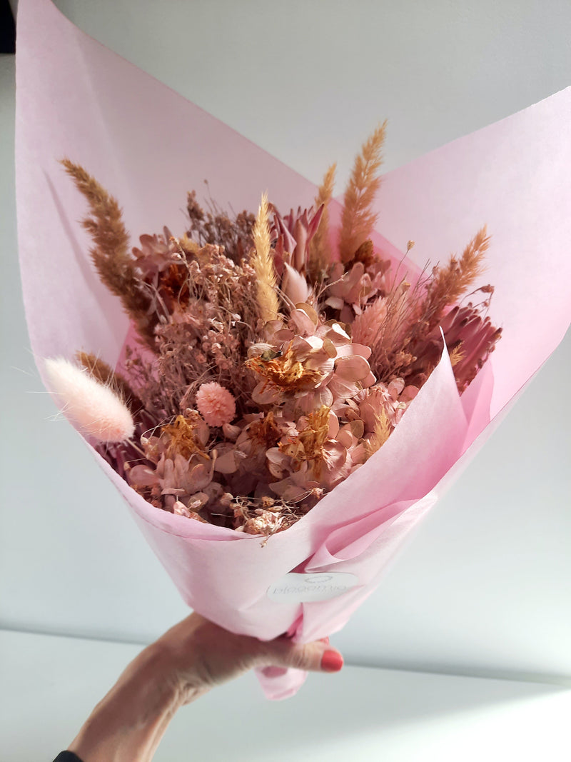 Powder bouquet of dried flowers-2