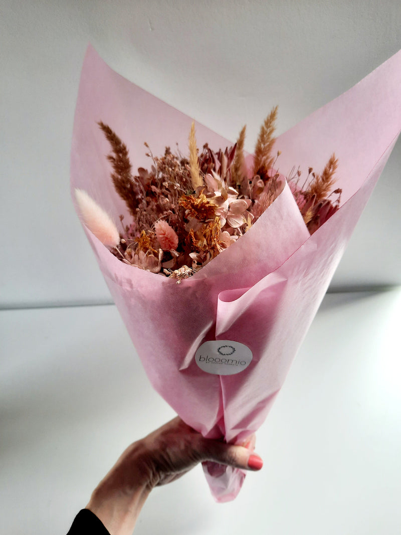 Powder bouquet of dried flowers-3