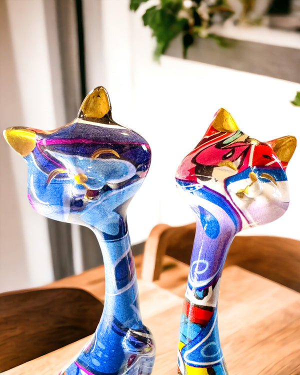 Figurki Kotów Abstrakcyjnych "ArtCats", Ręcznie Malowane, Żywica – 25 cm, 2 szt.