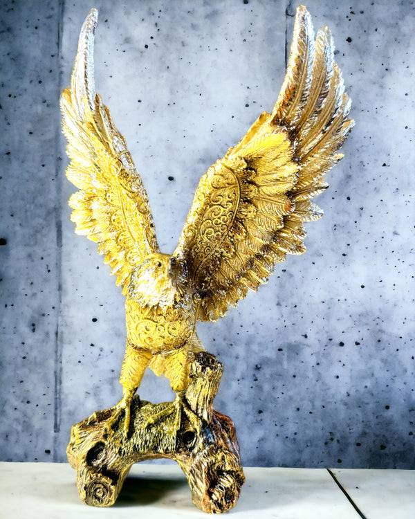 Statuetka "Złoty Orzeł" z Opcją Personalizacji - Dekoracja z Żywicy