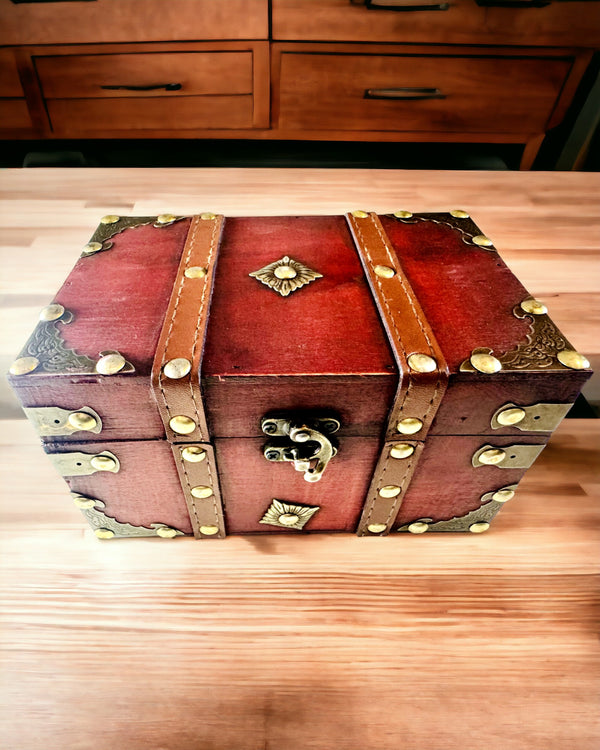 Drewniane Pudełko 'Piracka Skrzynia Skarbów' – Vintage Pudełko na Biżuterię i Bibeloty