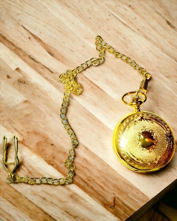 Złoty Zegarek Kieszonkowy w Stylu Vintage z Rzeźbieniami – Eleganckie Męskie Akcesorium, Idealny Pomysł na Prezent